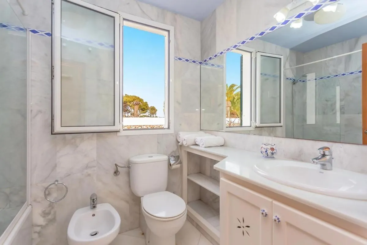 Villa Francisca Sa Caleta 0*,
