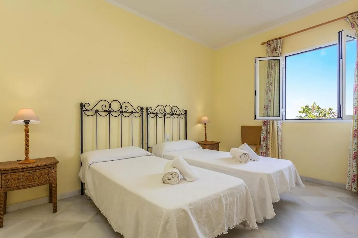 Villa Francisca 사 칼레타 스페인